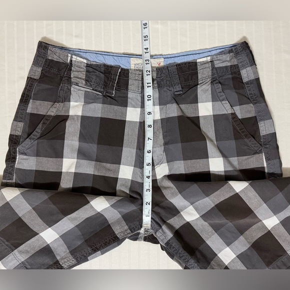 American Eagle Longer Length Grey Plaid Shorts Men's 32 Checkered Bermuda AEO - Picture 10 of 16